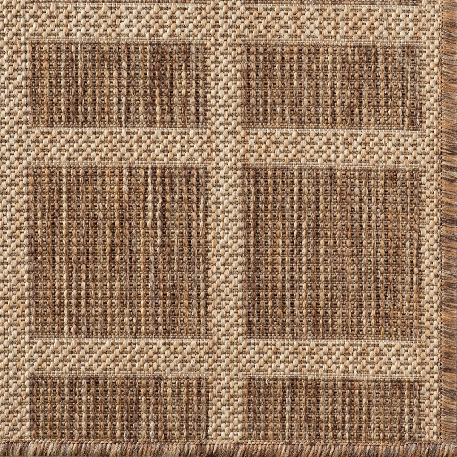 Ellie Outdoor Rug polypropylene geometric pattern serged edge