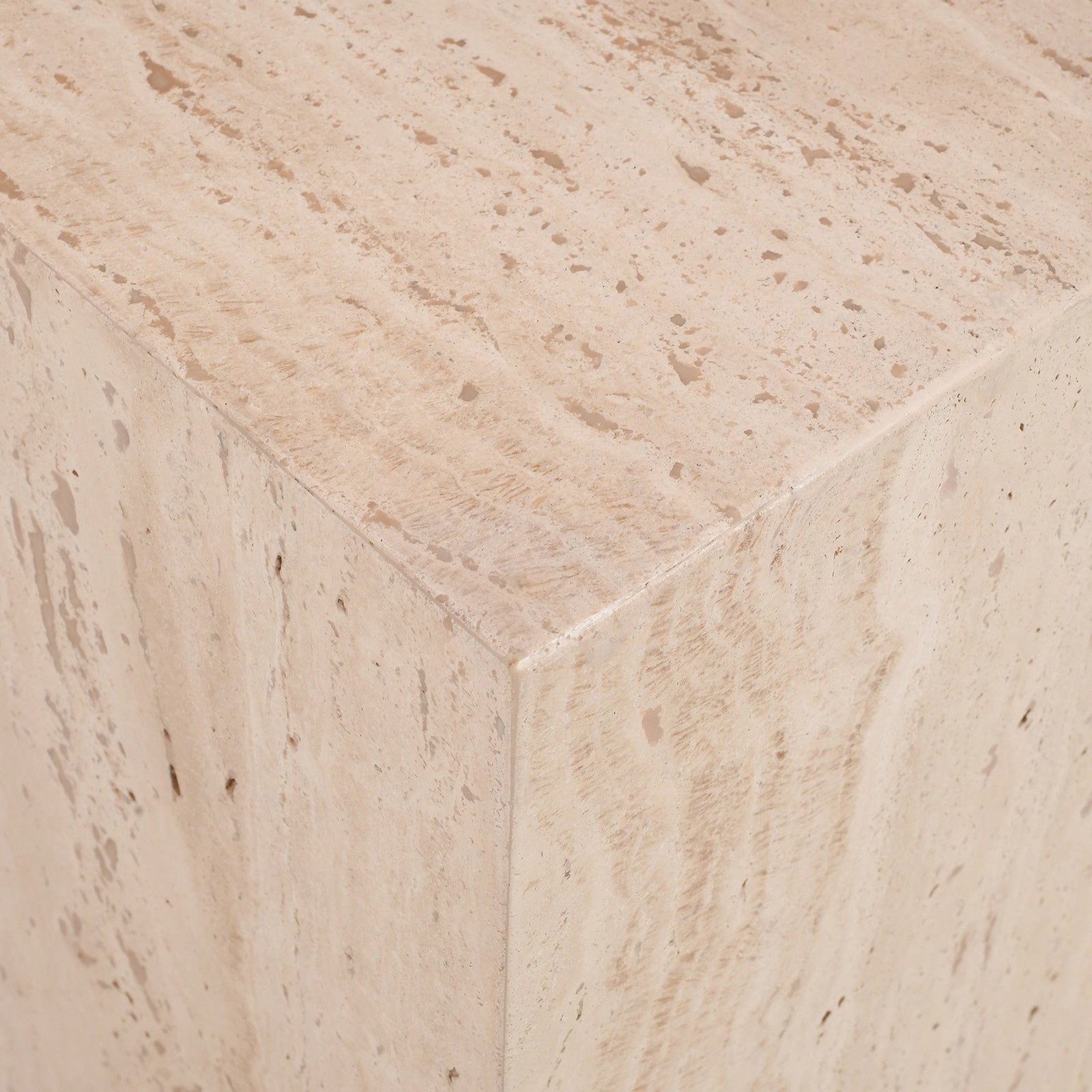 Marc Accent Table corner
