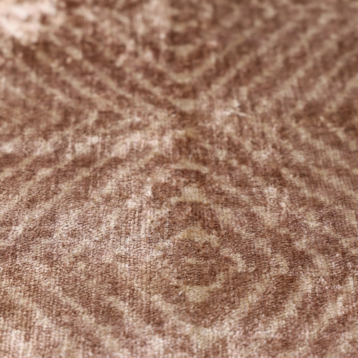 Tommy Hand Knotted Silk Pillow toffee brown