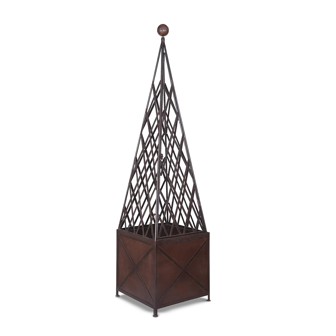 Trellis Obelisk side
